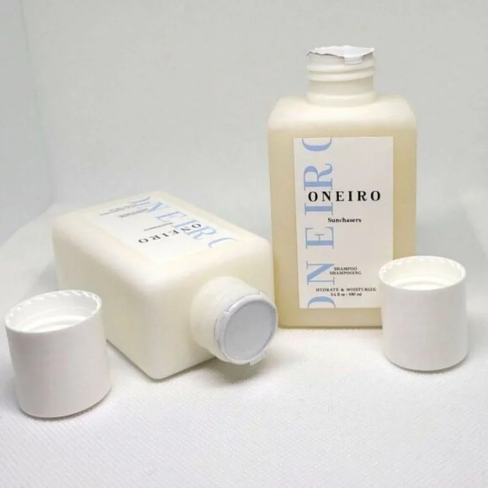 ONEIRO Shampoo and Conditioner Bundle New